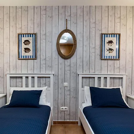 La Perla - Cliffside Retreat Villa