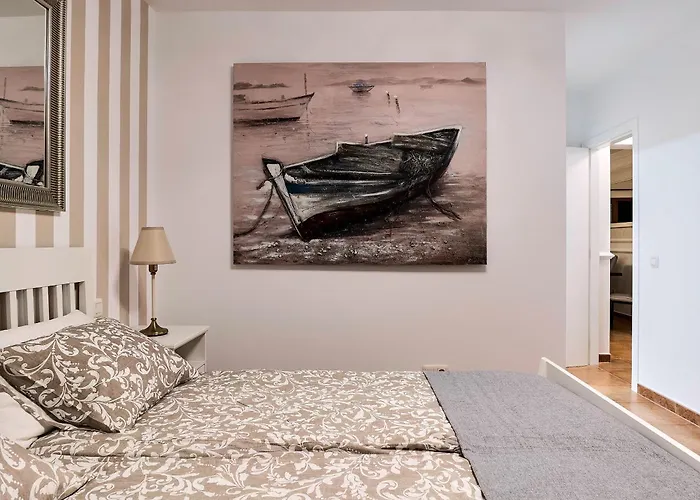 La Perla - Cliffside Retreat Villa