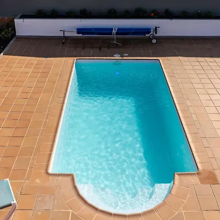 La Perla - Cliffside Retreat Villa