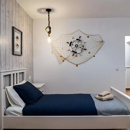 La Perla - Cliffside Retreat *