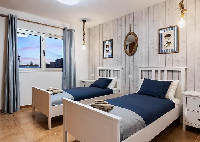 La Perla - Cliffside Retreat Villa *