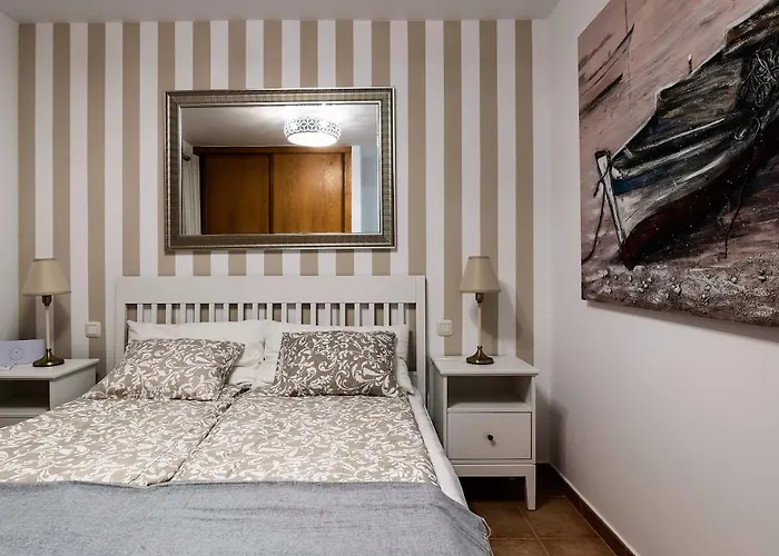 빌라 La Perla - Cliffside Retreat *